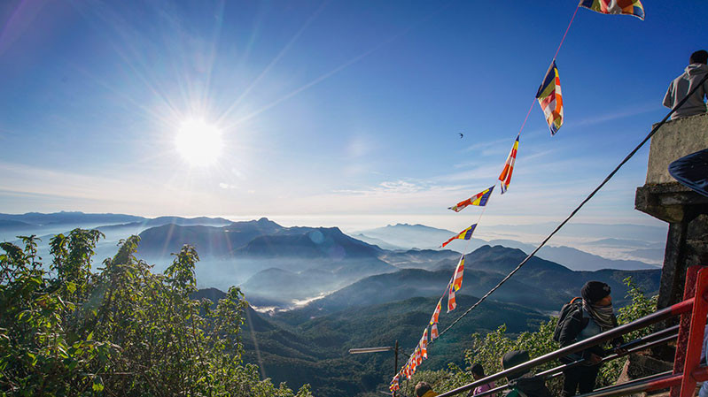 Explore Sri lanka Sacred Journey to Adam’s Peak Tour Package