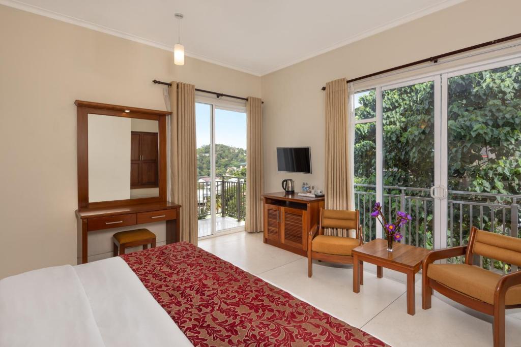 Deluxe Triple Room