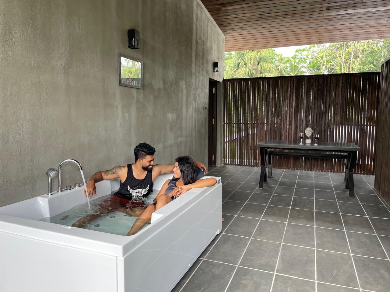 Jacuzzi Suite