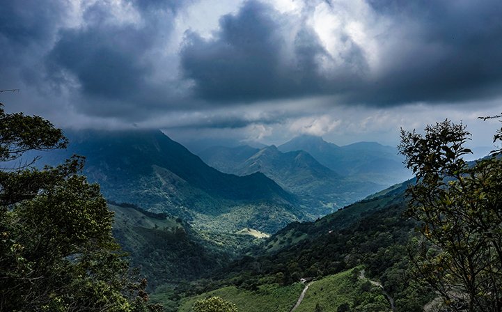 Knuckles Mountain Range