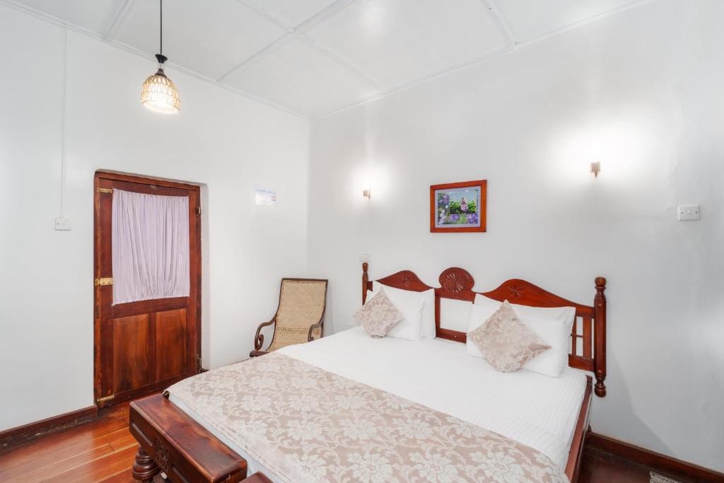 Standard Double (Twin) Room