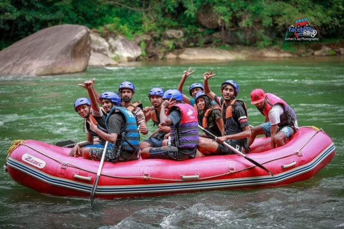 White Water Rafting more than 5 Participants