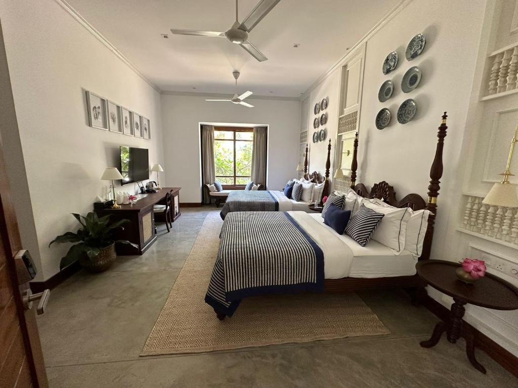 Colonial Room